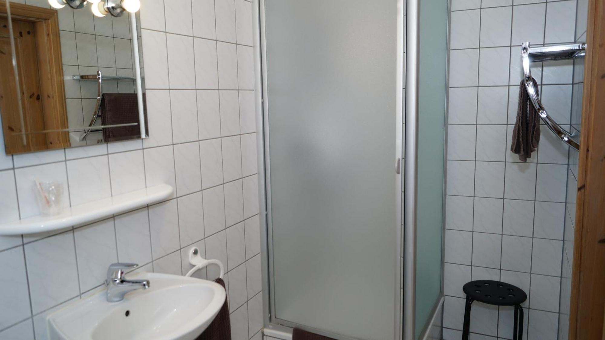 Huttlingen 란트가스트호프 팔켄 B&B 객실 사진