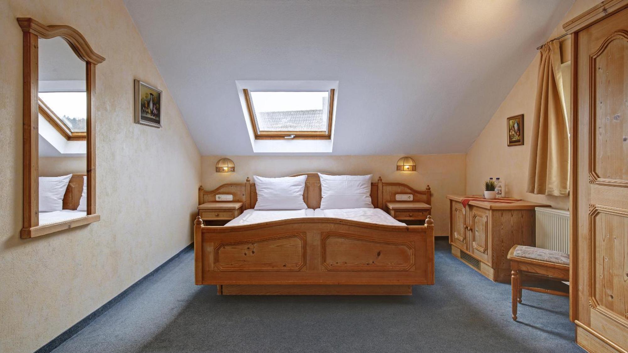 Huttlingen 란트가스트호프 팔켄 B&B 객실 사진